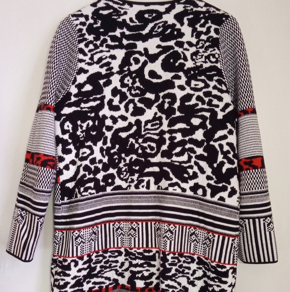 Chico's Black and Red Mixed Patterned Cardigan - Picture 9 of 10